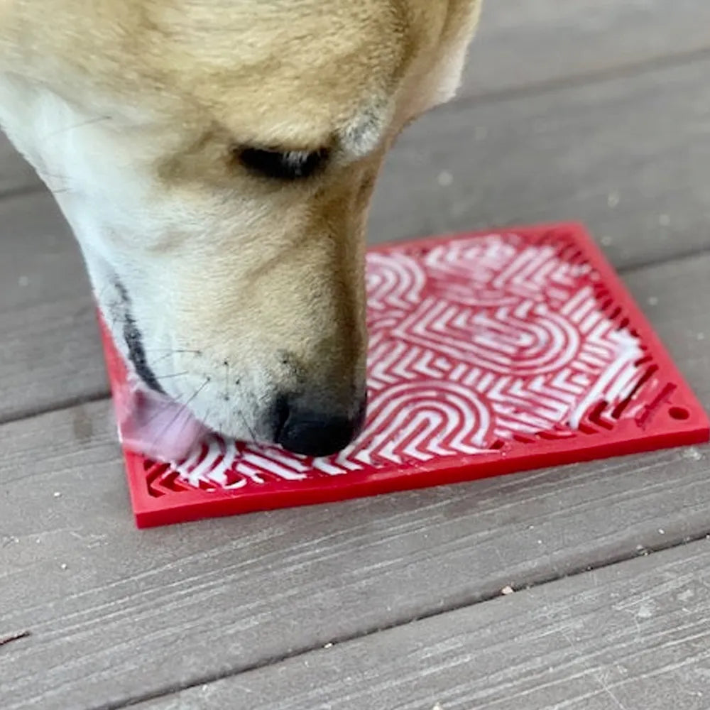 Tapis de léchage Cœur Love – eMat pour chien et chat – Sodapup®