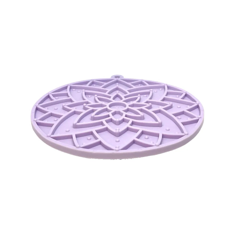 Tapis de léchage Fleur de Lotus – eMat à ventouses pour chien – Sodapup®