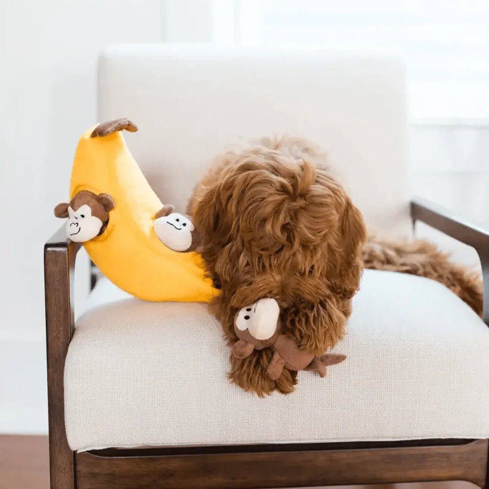 peluche banane chien